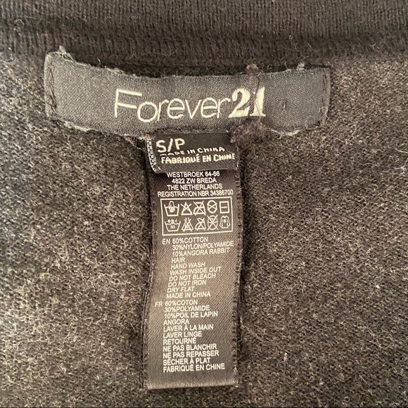 Forever 21 Women grey and black batwing poncho top. Size S. Good used condition. - Picture 5 of 8